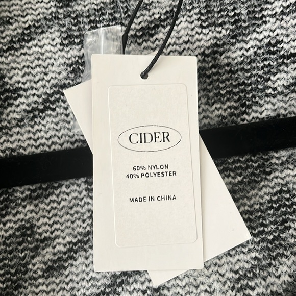 Black and White Preppy Houndstooth Sweater Vest - Picture 10 of 10